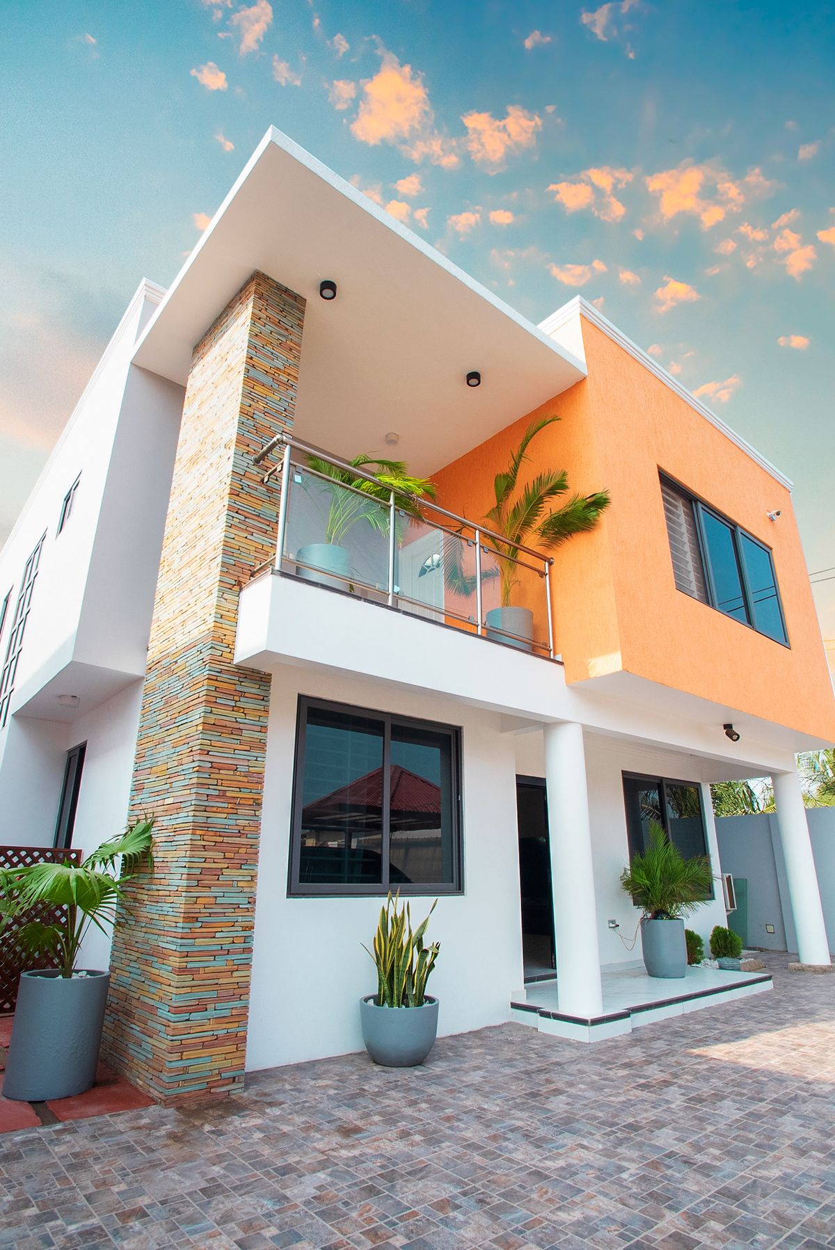 🏡 ساخت ویلا؛ راهنمای جامع برای یک سرمایه‌گذاری مطمئن و آرامش‌بخش